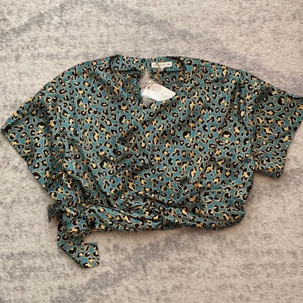 Moon River blouse - Picture 1 of 5